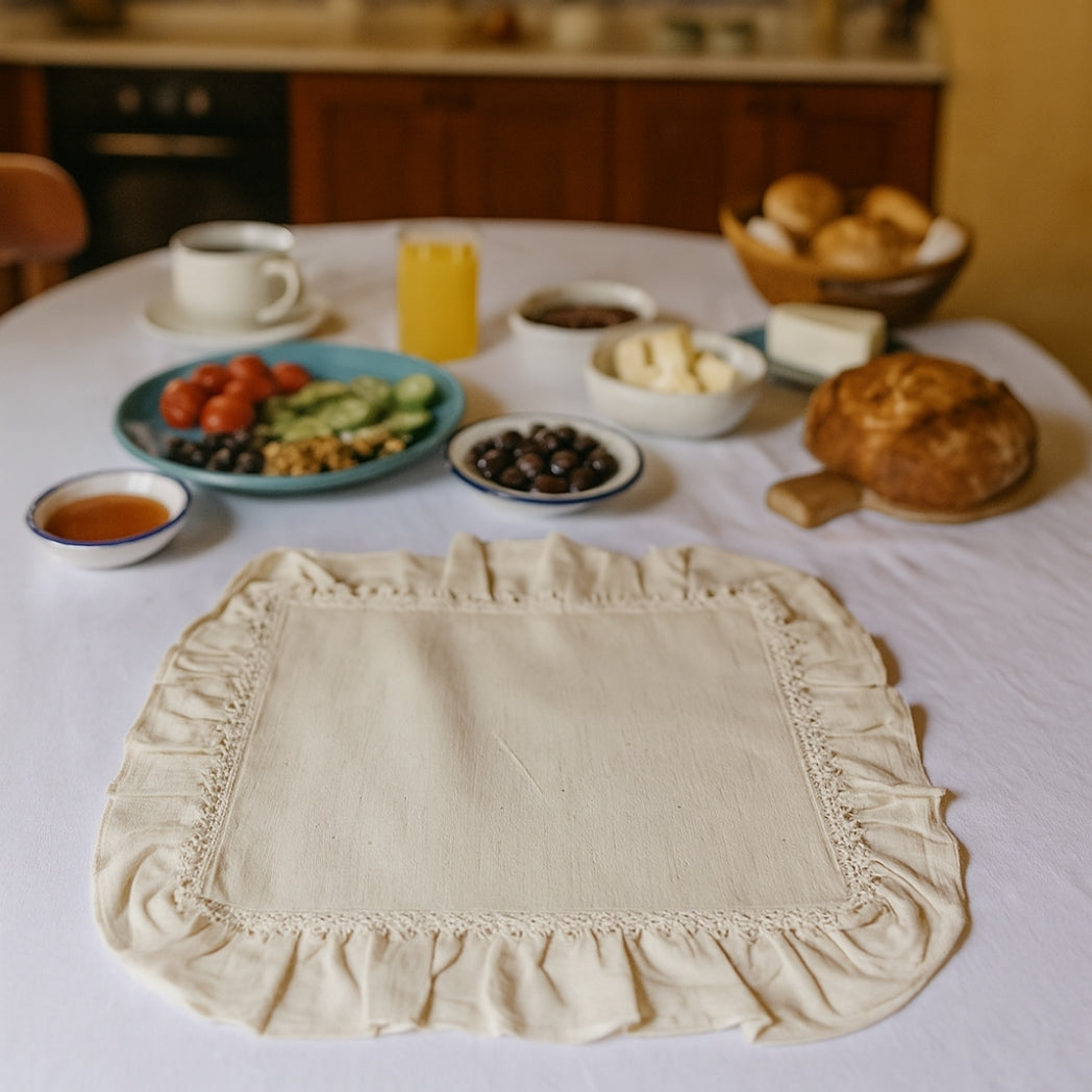 İç Dantel Fırfırlı Ekru Dikdörtgen Amerikan Servis Homerest