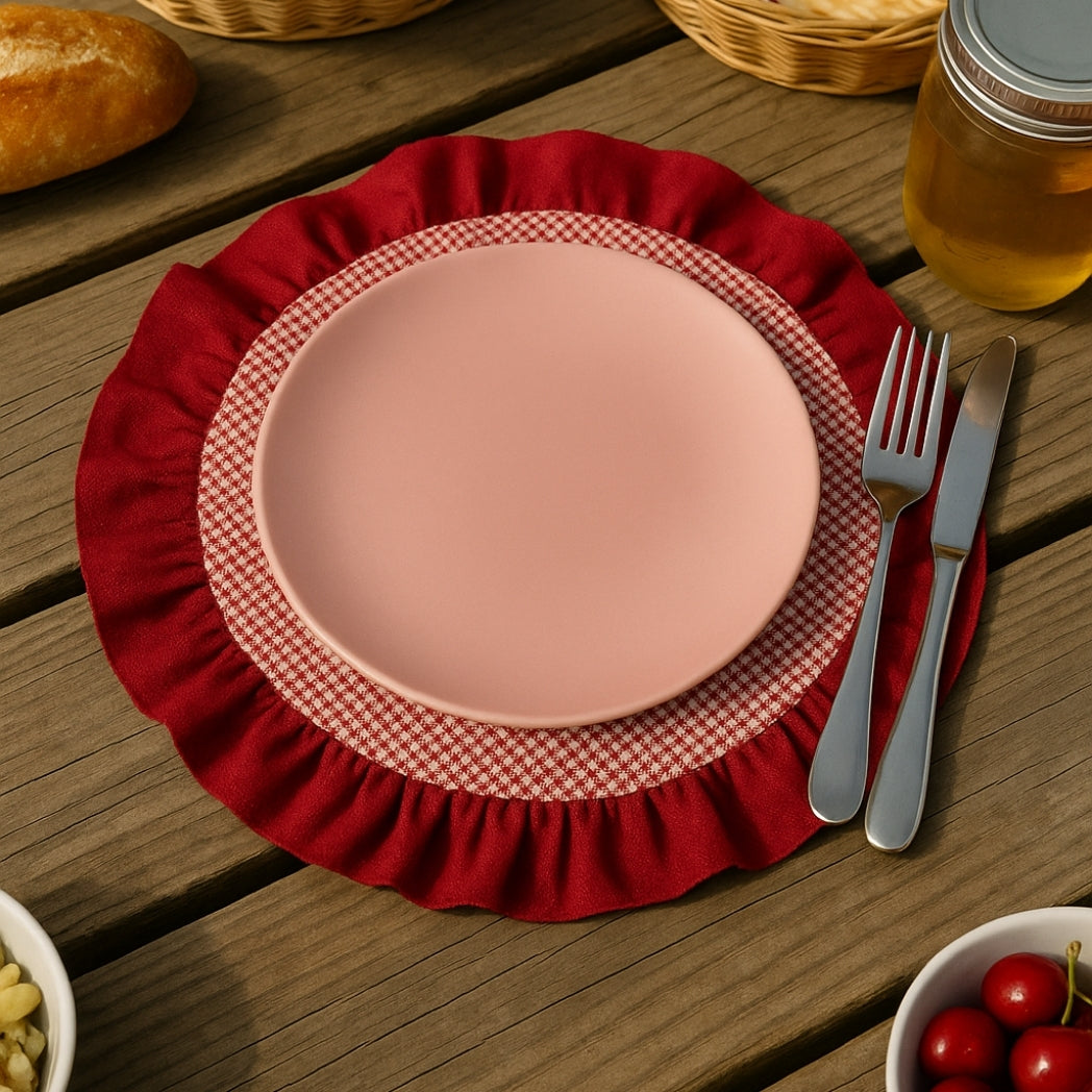 Kırmızı Fırfırlı Pötikare Yuvarlak Amerikan Servis Homerest