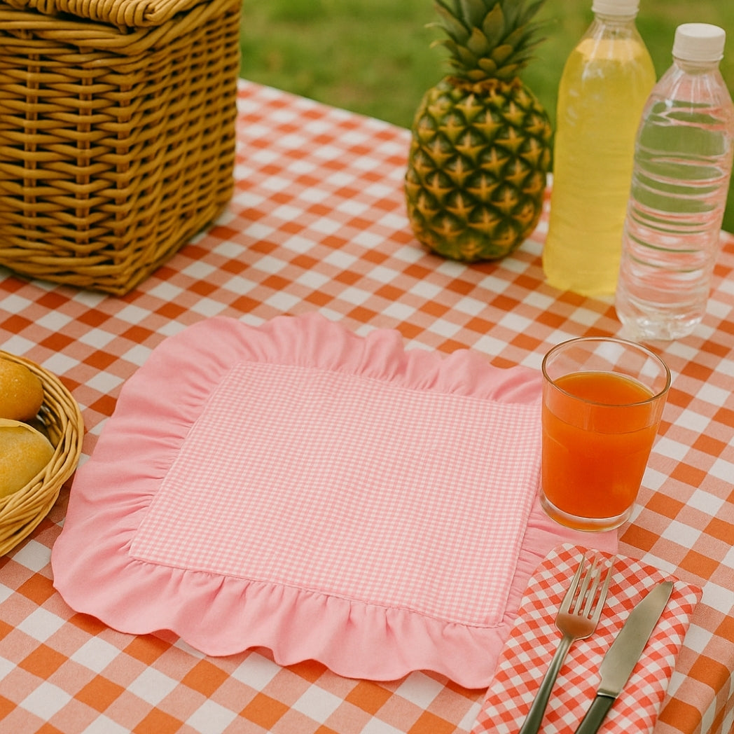 Pembe Fırfırlı Pötikare Dikdörtgen Amerikan Servis Homerest