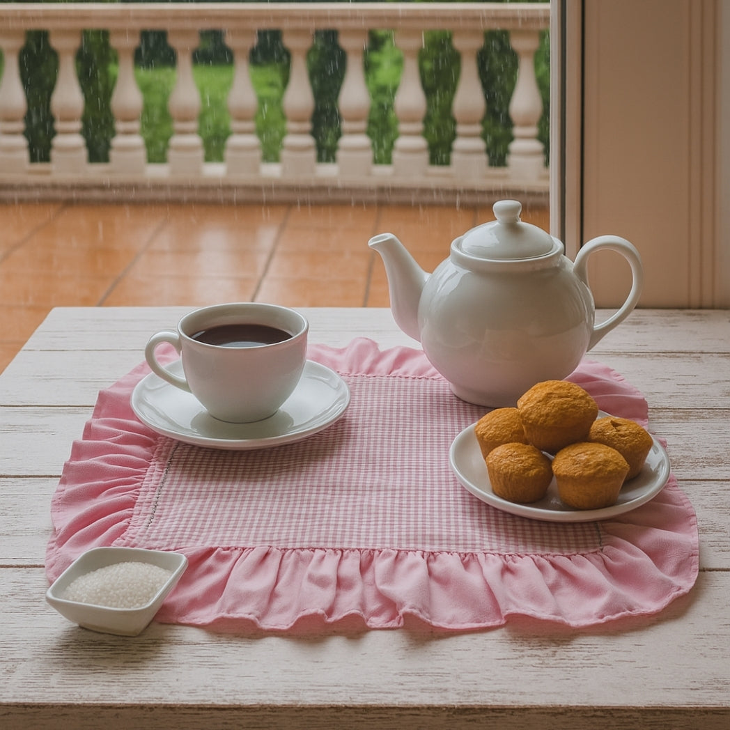 Pembe Fırfırlı Pötikare Dikdörtgen Amerikan Servis Homerest