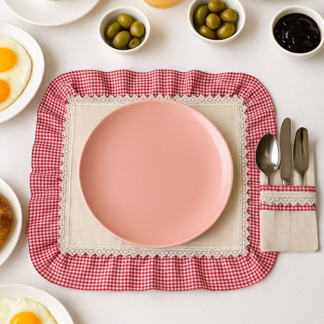 Pötikare Kaşıklıklı Dantelli Dikdörtgen Amerikan Servis Homerest