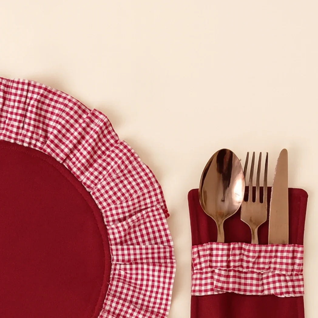 Pötikare Kaşıklıklı Kırmızı Yuvarlak Amerikan Servis Homerest